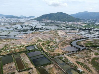 Vị trí dự kiến xây dựng Bệnh viện đa khoa tỉnh Khánh Hòa và trụ sở làm việc Công an tỉnh sẽ được xây mới tại Khu đô thị - Công viên - Trung tâm hành chính mới tỉnh, thuộc địa phận xã Vĩnh Thái, TP.Nha Trang