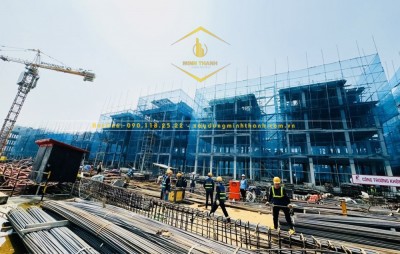 Các chuyên gia cho rằng, việc cắt giảm các thủ tục hành chính, đặc biệt là thủ tục cấp GPXD sẽ tháo gỡ nút thắt lớn.