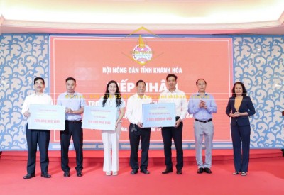 Các đơn vị, doanh nghiệp TP. Hồ Chí Minh hỗ trợ nông dân Khánh Hòa khắc phục hậu quả mưa lũ