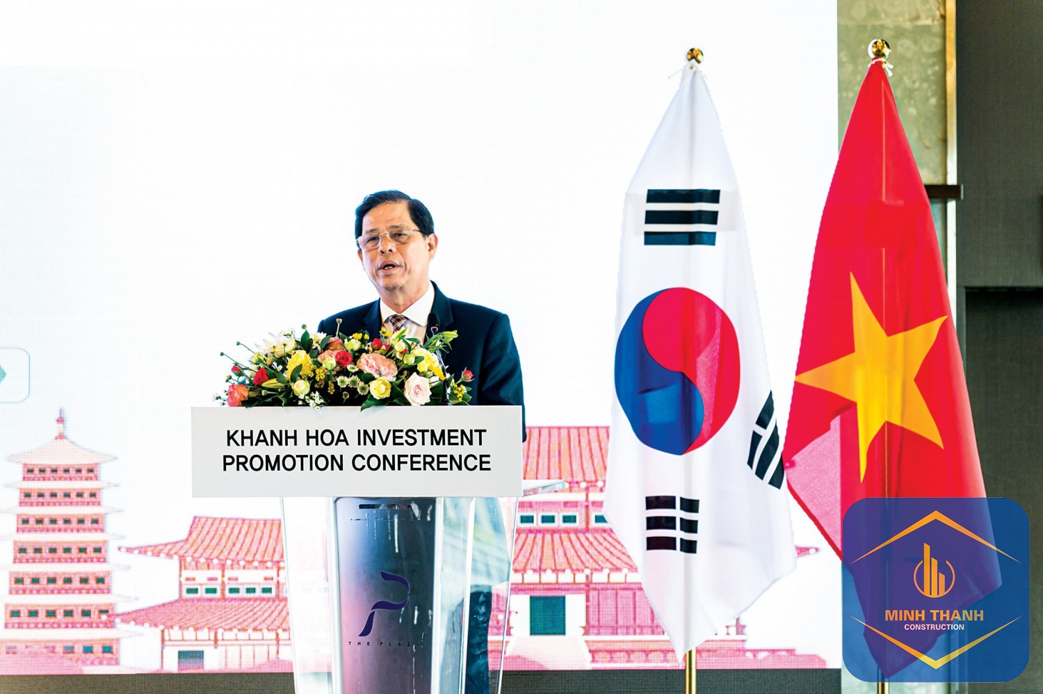 Chủ tịch UBND tỉnh Nguyễn Tấn Tuân phát biểu tại Hội nghị Xúc tiến đầu tư Khánh Hòa - Hàn Quốc.