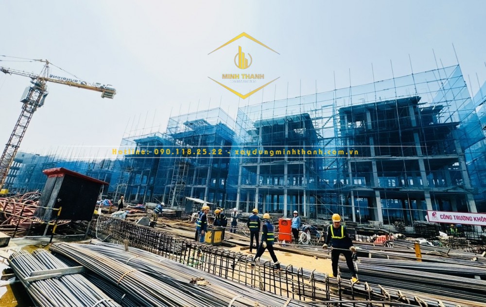 Các chuyên gia cho rằng, việc cắt giảm các thủ tục hành chính, đặc biệt là thủ tục cấp GPXD sẽ tháo gỡ nút thắt lớn.