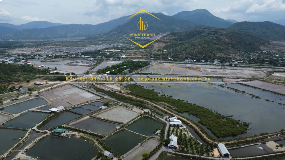 Một góc khu vực triển khai Dự án Khu đô thị ven vịnh Cam Ranh nằm ở xã Nam Cam Ranh